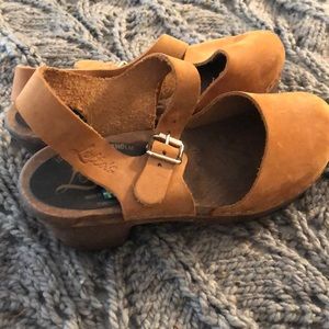 Lotta Clogs size 38